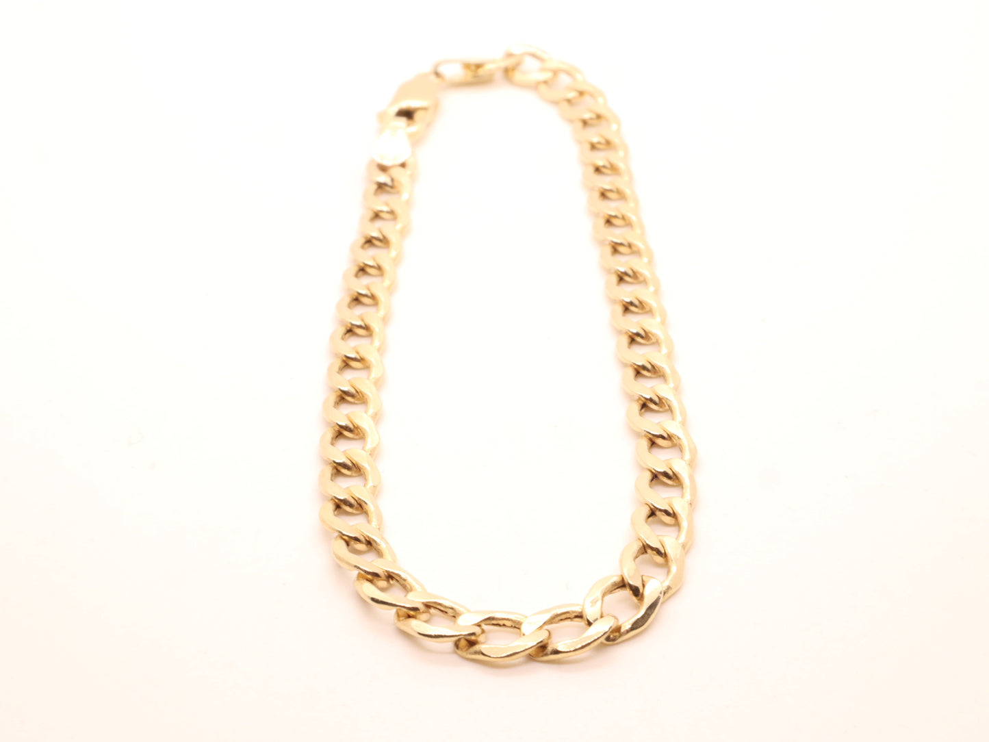 Hollow 14k Gold Curb Link Bracelet (6mm)